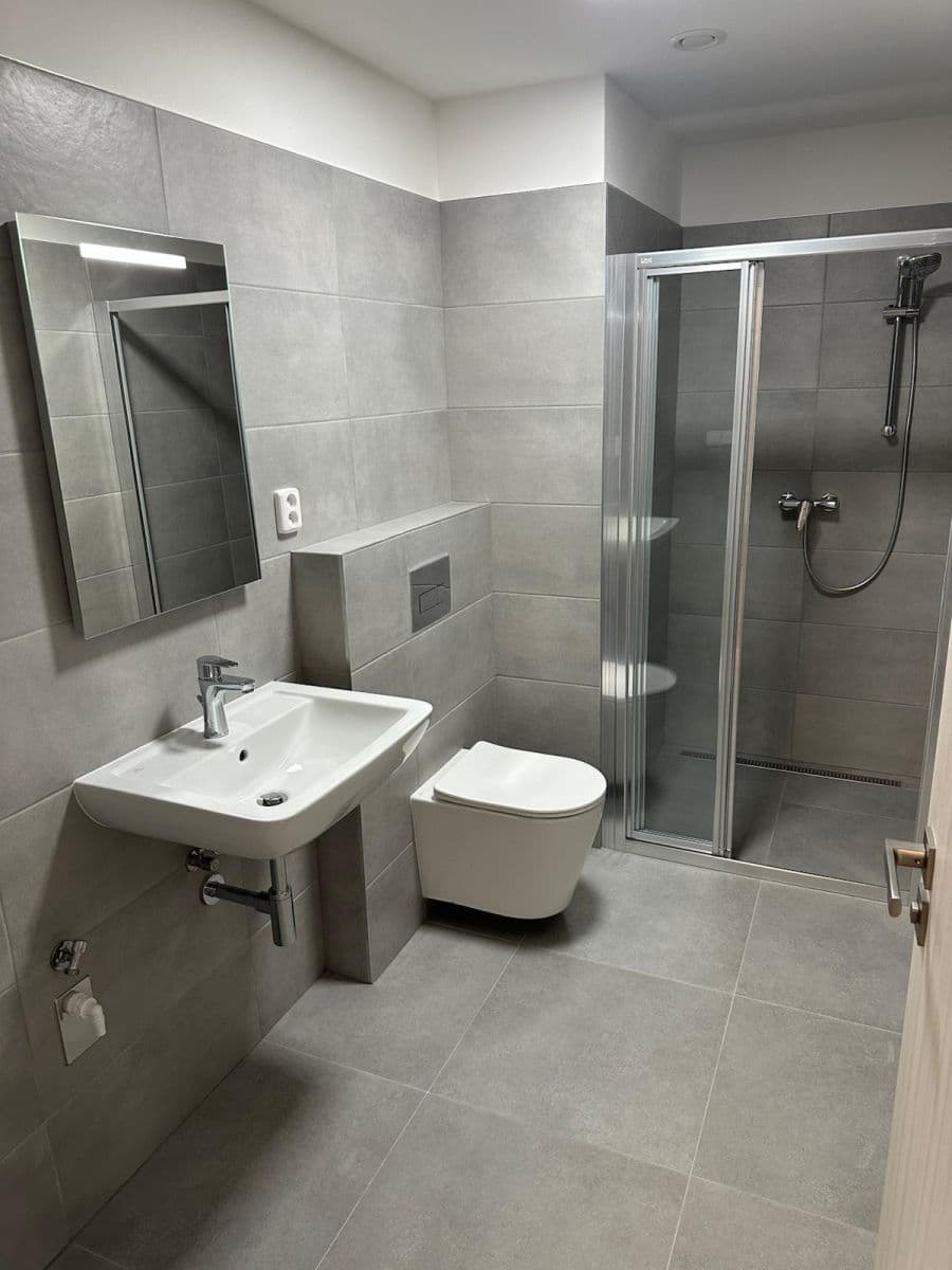 Pronájem bytu 2+kk 38 m², U Štěpánků, Hořovice, Středočeský kraj Pronájem bytu 2+kk 38 m², U Štěpánků, Hořovice, Středočeský kraj