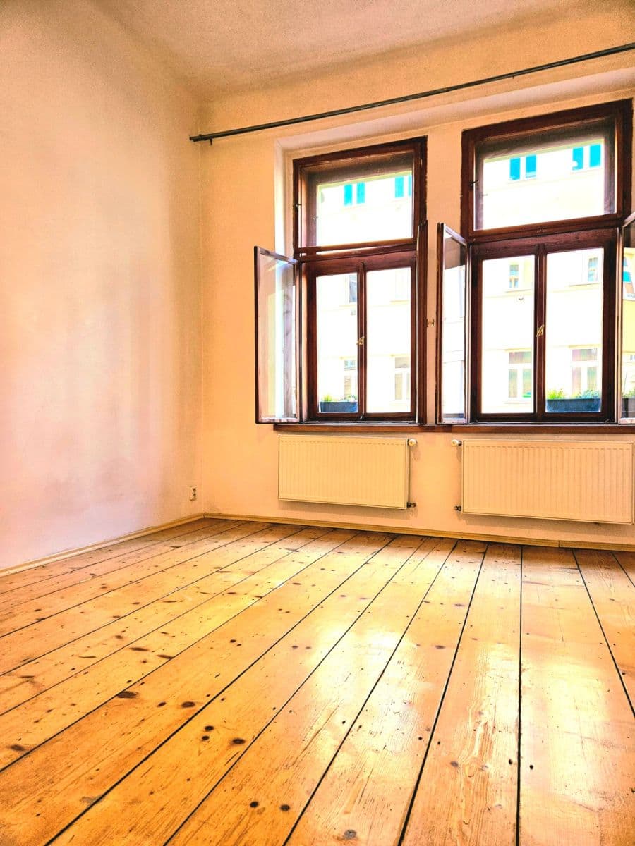 Pronájem bytu 1+kk 27 m², Vlkova, Praha, Praha Pronájem bytu 1+kk 27 m², Vlkova, Praha, Praha