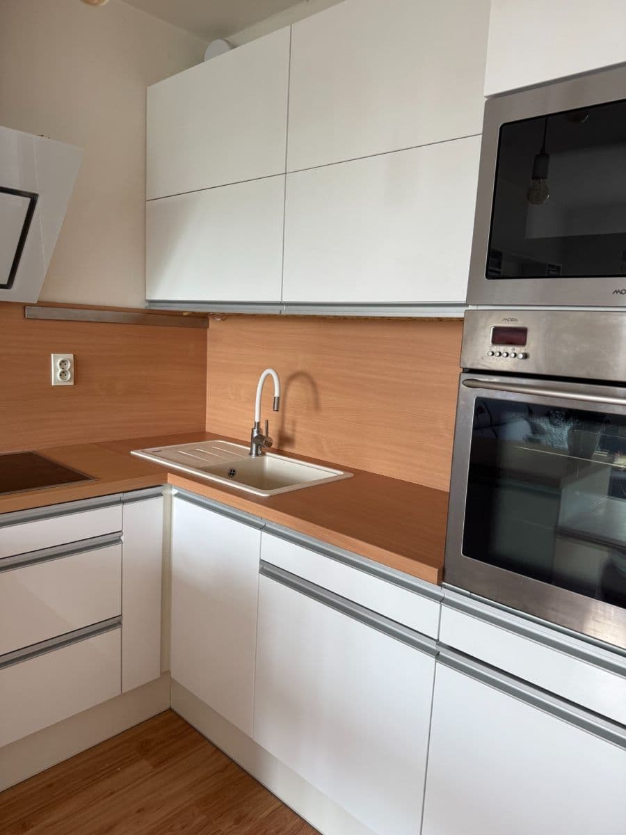 Prodej bytu 2+kk 49 m², Za Devítkou, Jinočany, Středočeský kraj Prodej bytu 2+kk 49 m², Za Devítkou, Jinočany, Středočeský kraj