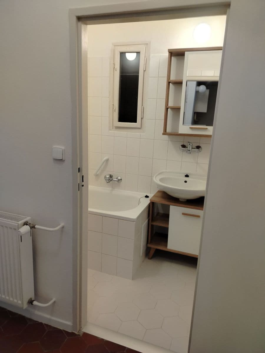 Pronájem bytu 2+kk 44 m², Ve Střešovičkách, Praha, Praha Pronájem bytu 2+kk 44 m², Ve Střešovičkách, Praha, Praha