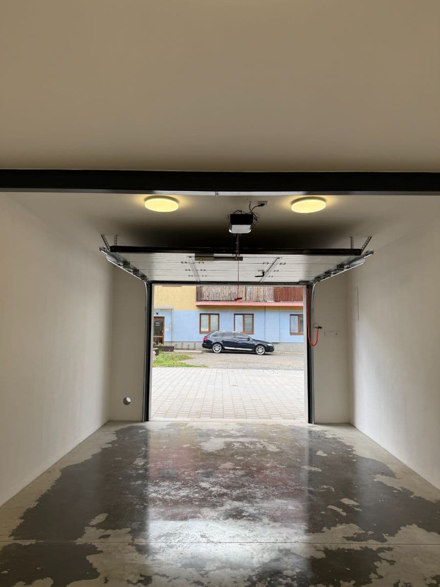 Prodej garáže 30 m², Záhlinická, Hulín, Zlínský kraj Prodej garáže 30 m², Záhlinická, Hulín, Zlínský kraj
