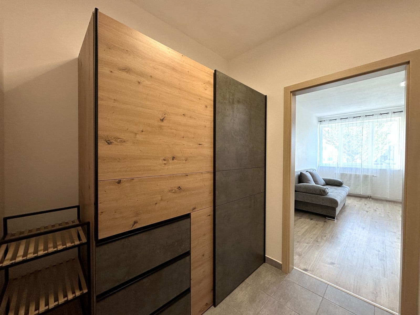 Prodej bytu 1+kk 34 m², Jaroslava Holečka, Kladno, Středočeský kraj Prodej bytu 1+kk 34 m², Jaroslava Holečka, Kladno, Středočeský kraj