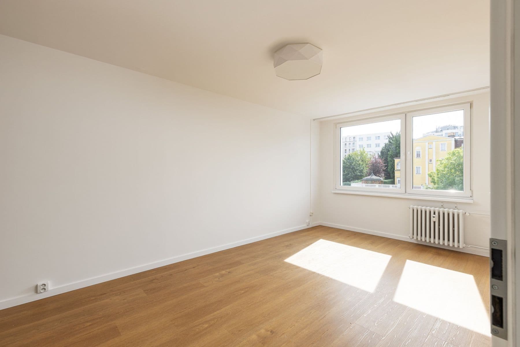 Pronájem bytu 2+kk 43 m², Ohradní, Praha, Praha Pronájem bytu 2+kk 43 m², Ohradní, Praha, Praha