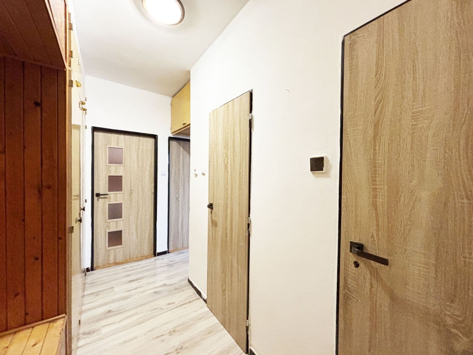 Pronájem bytu 2+1 53 m², Frýdecká, Praha, Praha Pronájem bytu 2+1 53 m², Frýdecká, Praha, Praha