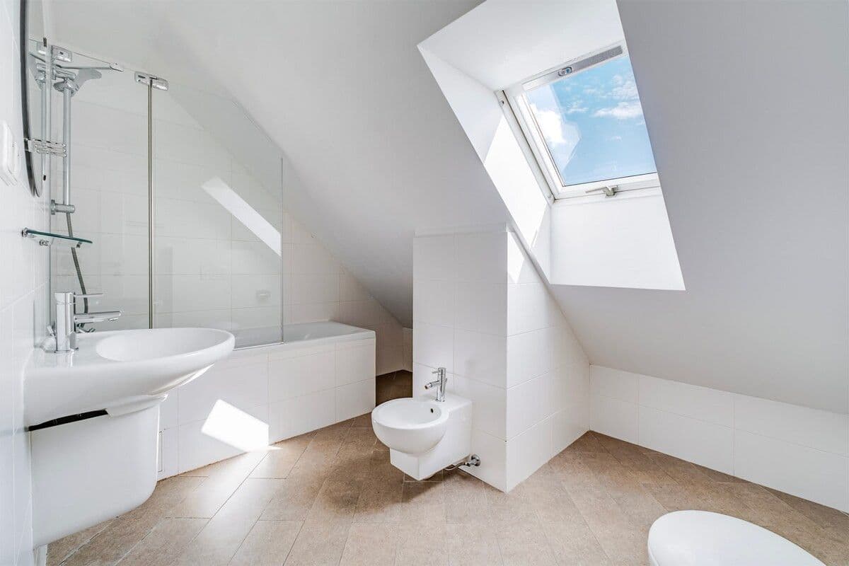 Pronájem bytu 90 m², Vinohradská, Praha, Praha Pronájem bytu 90 m², Vinohradská, Praha, Praha