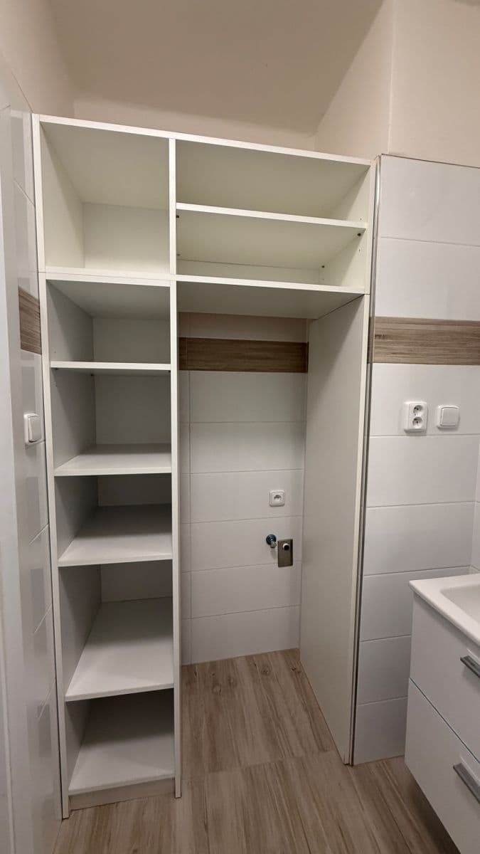 Pronájem bytu 2+1 59 m², Bohutín, Středočeský kraj Pronájem bytu 2+1 59 m², Bohutín, Středočeský kraj