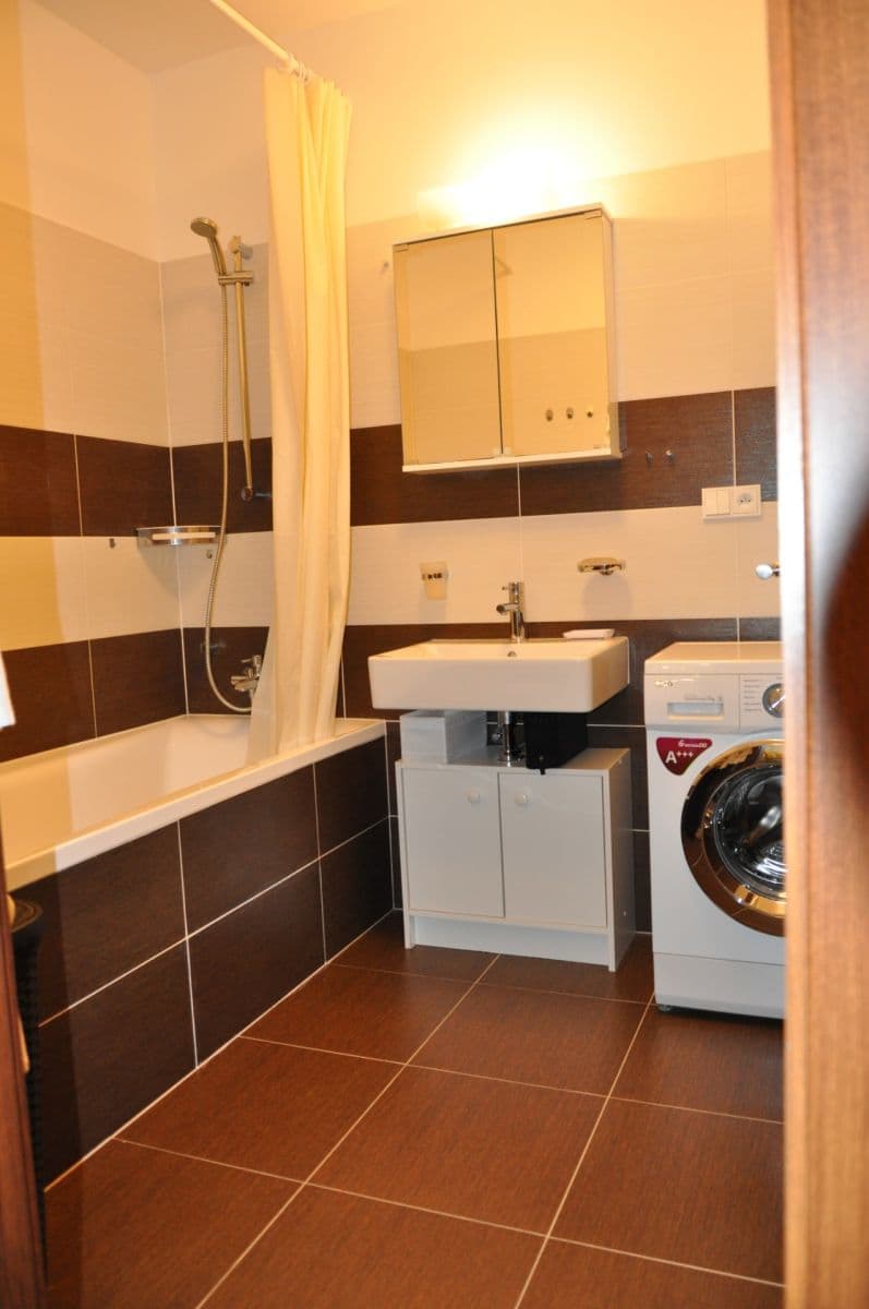 Prodej bytu 2+kk 52 m², Počernická, Praha, Praha Prodej bytu 2+kk 52 m², Počernická, Praha, Praha