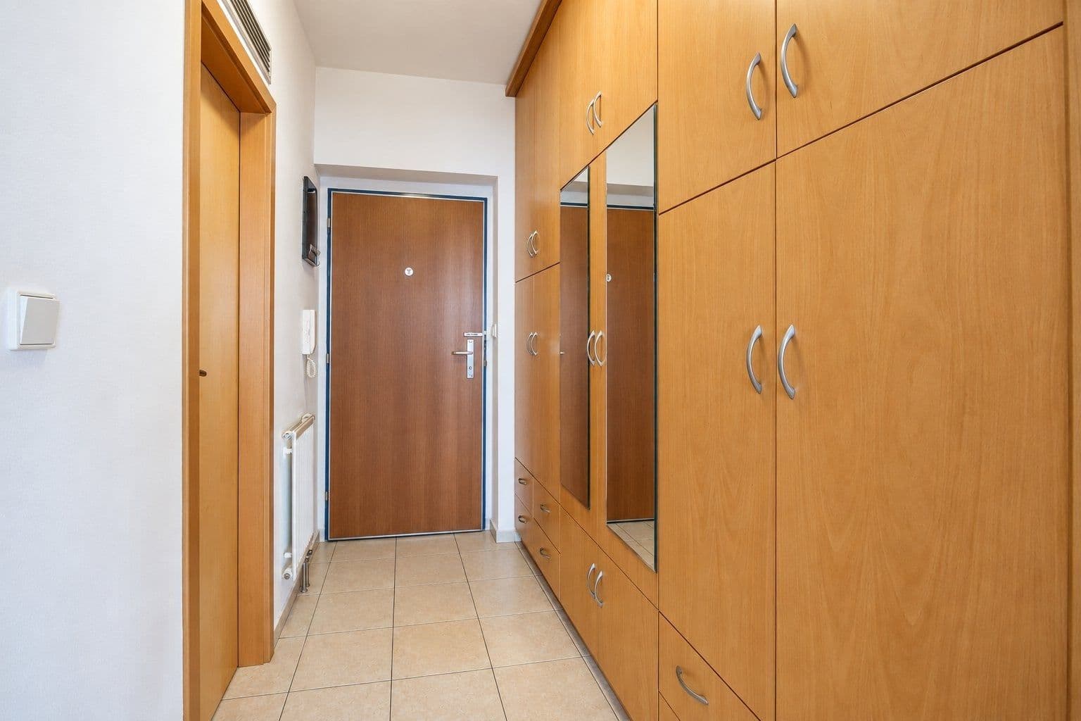 Pronájem bytu 2+kk 53 m², Dukelská, Benešov, Středočeský kraj Pronájem bytu 2+kk 53 m², Dukelská, Benešov, Středočeský kraj