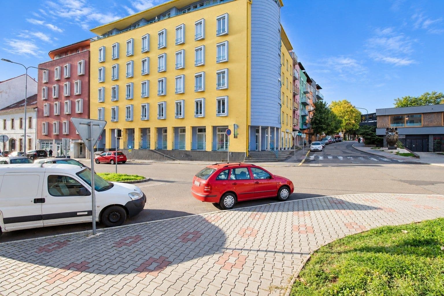 Pronájem bytu 2+kk 53 m², Dukelská, Benešov, Středočeský kraj Pronájem bytu 2+kk 53 m², Dukelská, Benešov, Středočeský kraj