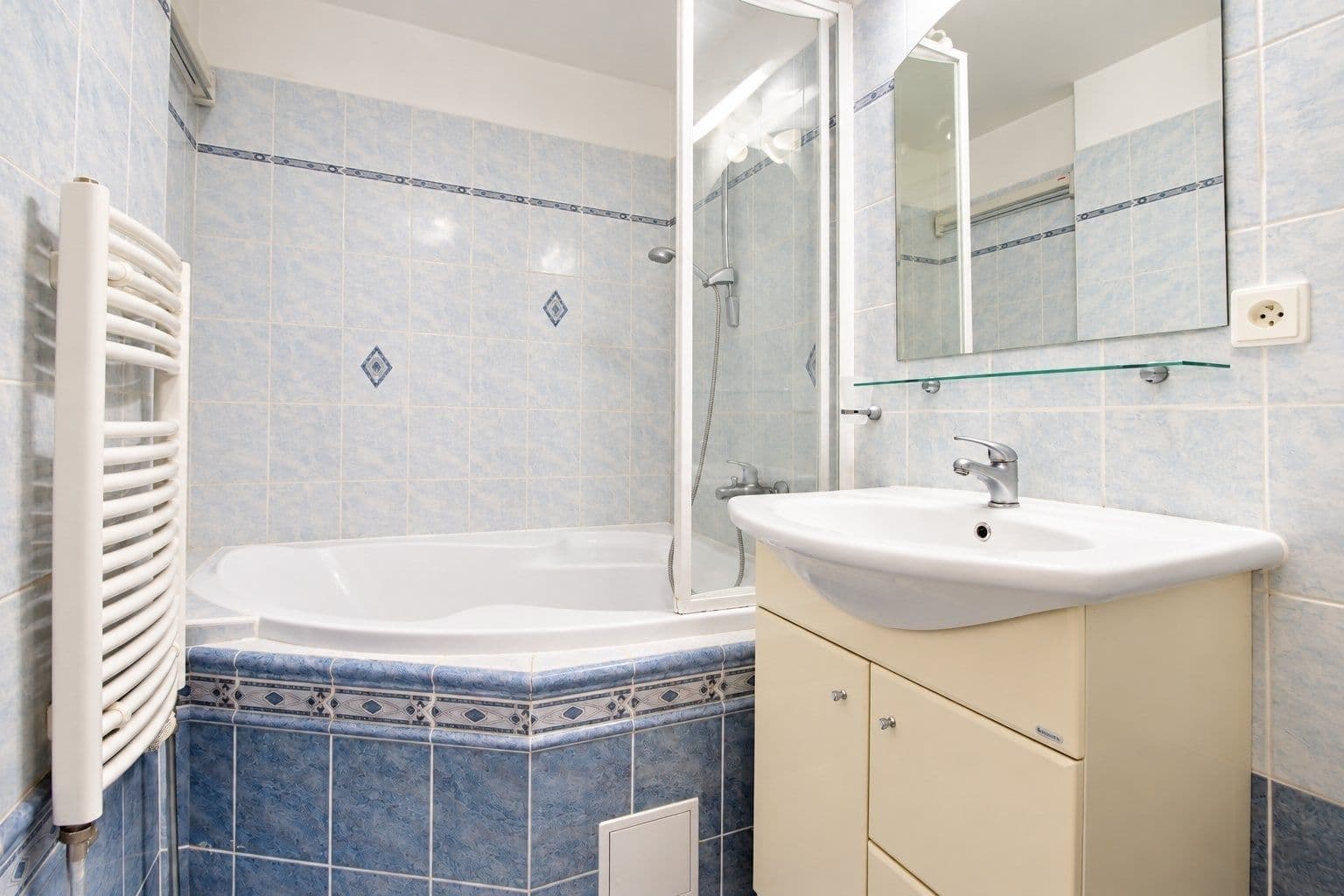 Pronájem bytu 2+kk 53 m², Dukelská, Benešov, Středočeský kraj Pronájem bytu 2+kk 53 m², Dukelská, Benešov, Středočeský kraj