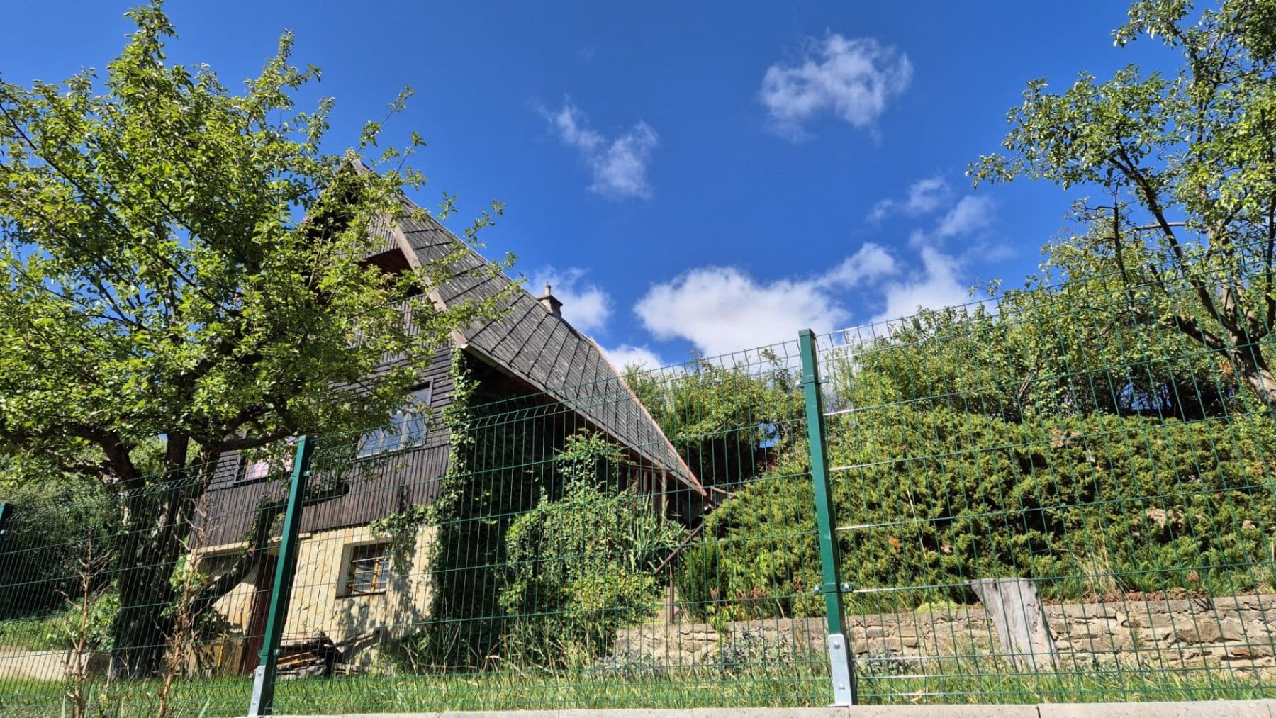 Prodej chaty, chalupy 50 m², pozemek 368 m², Lichoceves, Středočeský kraj Prodej chaty, chalupy 50 m², pozemek 368 m², Lichoceves, Středočeský kraj
