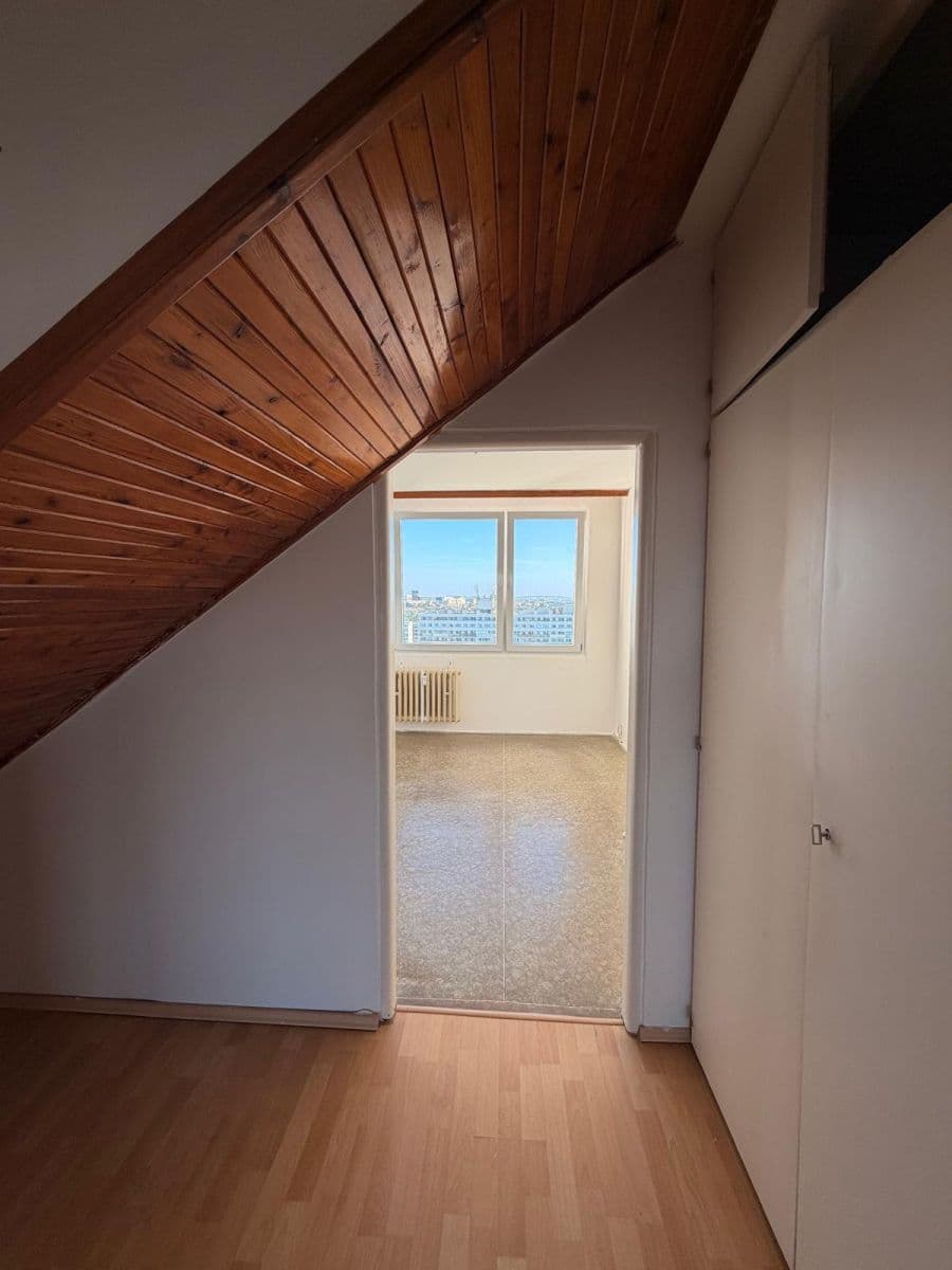 Prodej bytu 4+1 78 m², Sládkovičova, Praha, Praha Prodej bytu 4+1 78 m², Sládkovičova, Praha, Praha