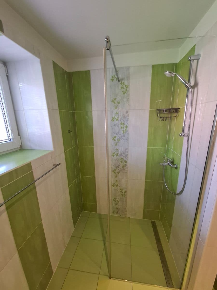 Pronájem bytu 2+1 49 m², Jaselská, Beroun, Středočeský kraj Pronájem bytu 2+1 49 m², Jaselská, Beroun, Středočeský kraj