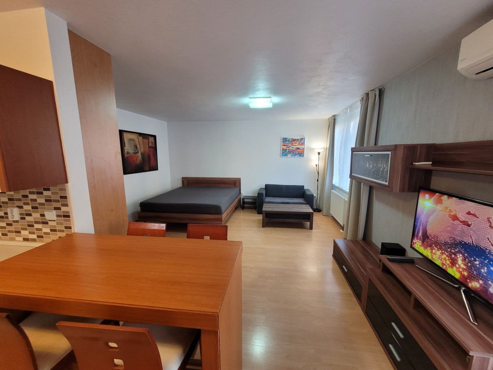 Pronájem bytu 1+1 42 m², Galvaniho, Ružinov, Bratislavský kraj Pronájem bytu 1+1 42 m², Galvaniho, Ružinov, Bratislavský kraj