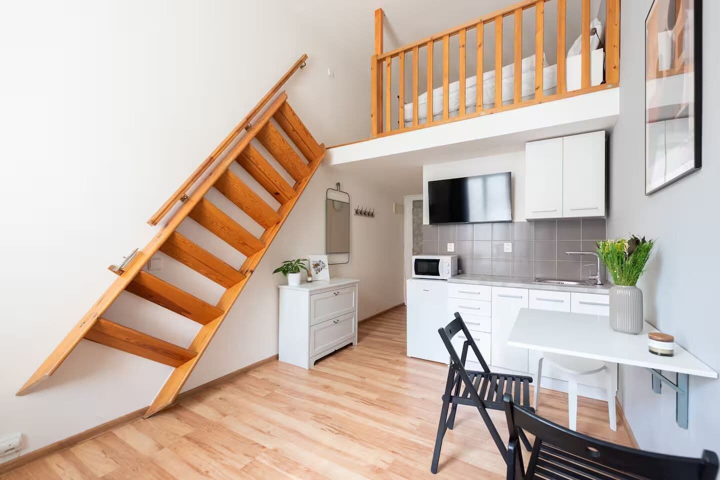 Pronájem bytu 1+kk 18 m², Sokolovská, Praha, Praha Pronájem bytu 1+kk 18 m², Sokolovská, Praha, Praha