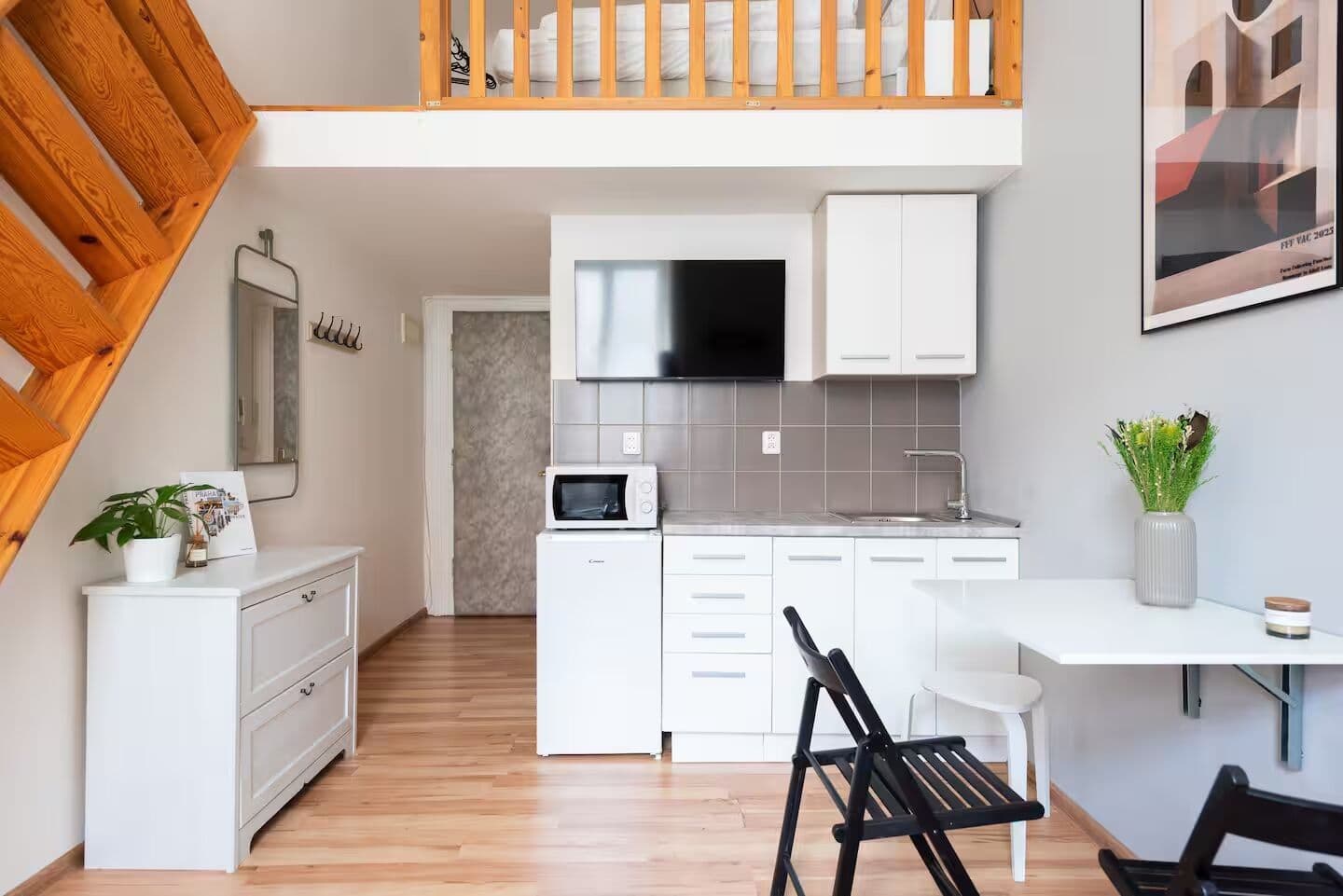 Pronájem bytu 1+kk 18 m², Sokolovská, Praha, Praha Pronájem bytu 1+kk 18 m², Sokolovská, Praha, Praha