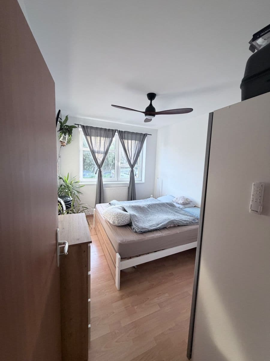Pronájem bytu 2+kk 44 m², Družstevní, Libčice nad Vltavou, Středočeský kraj Pronájem bytu 2+kk 44 m², Družstevní, Libčice nad Vltavou, Středočeský kraj