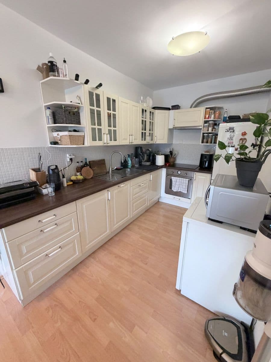Pronájem bytu 2+kk 44 m², Družstevní, Libčice nad Vltavou, Středočeský kraj Pronájem bytu 2+kk 44 m², Družstevní, Libčice nad Vltavou, Středočeský kraj