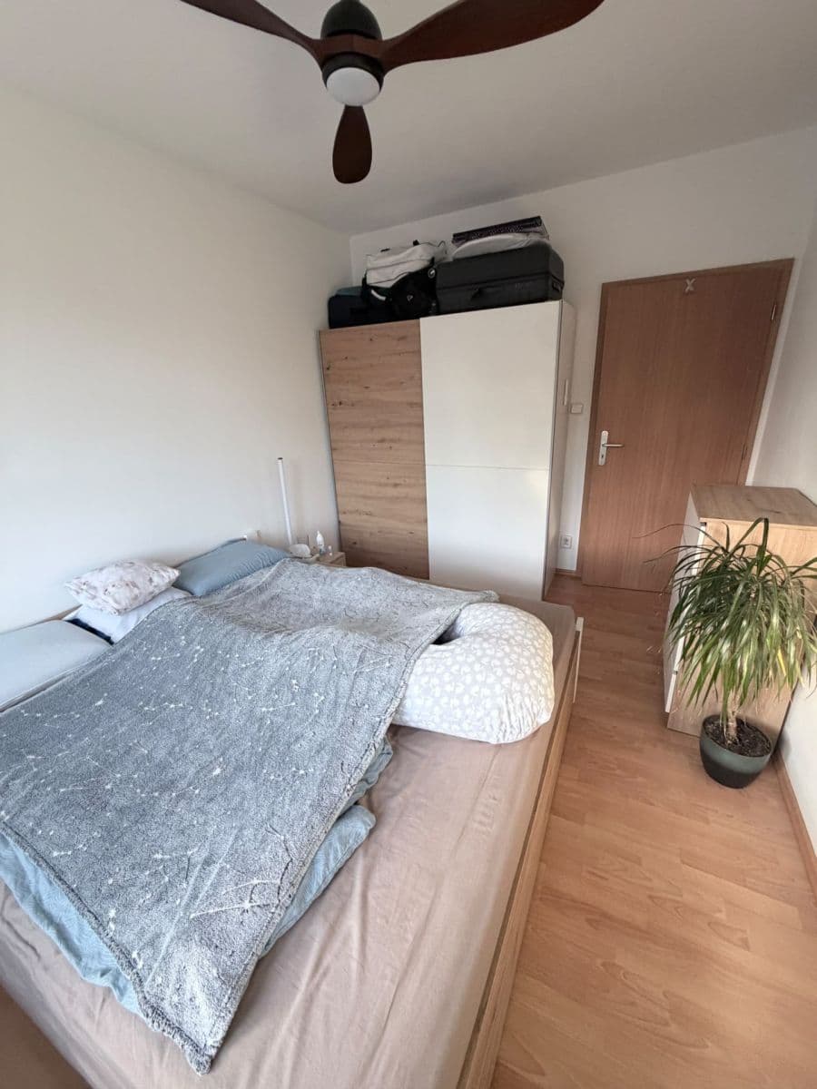 Pronájem bytu 2+kk 44 m², Družstevní, Libčice nad Vltavou, Středočeský kraj Pronájem bytu 2+kk 44 m², Družstevní, Libčice nad Vltavou, Středočeský kraj