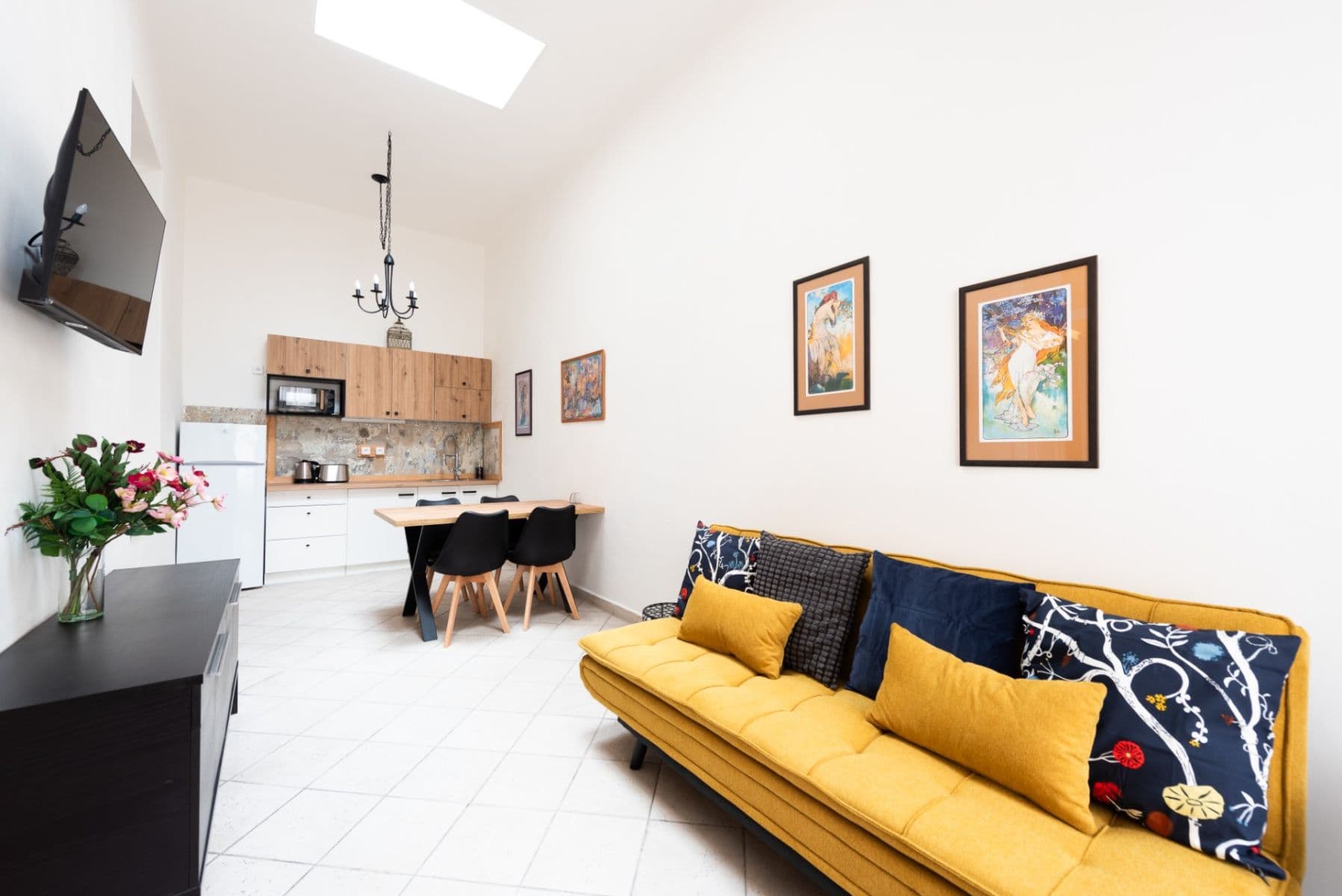 Pronájem bytu 2+kk 65 m², Sokolovská, Praha, Praha Pronájem bytu 2+kk 65 m², Sokolovská, Praha, Praha