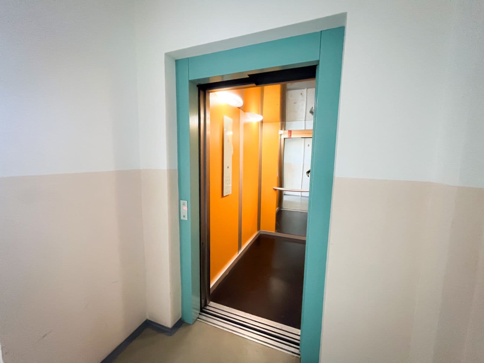 Pronájem bytu 1+kk 43 m², Zelenohorská, Praha, Praha Pronájem bytu 1+kk 43 m², Zelenohorská, Praha, Praha