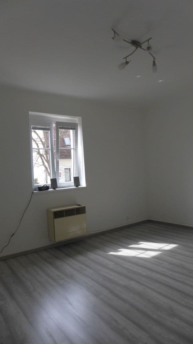 Prodej bytu 1+1 44 m², Pod Lipami, Praha, Praha Prodej bytu 1+1 44 m², Pod Lipami, Praha, Praha