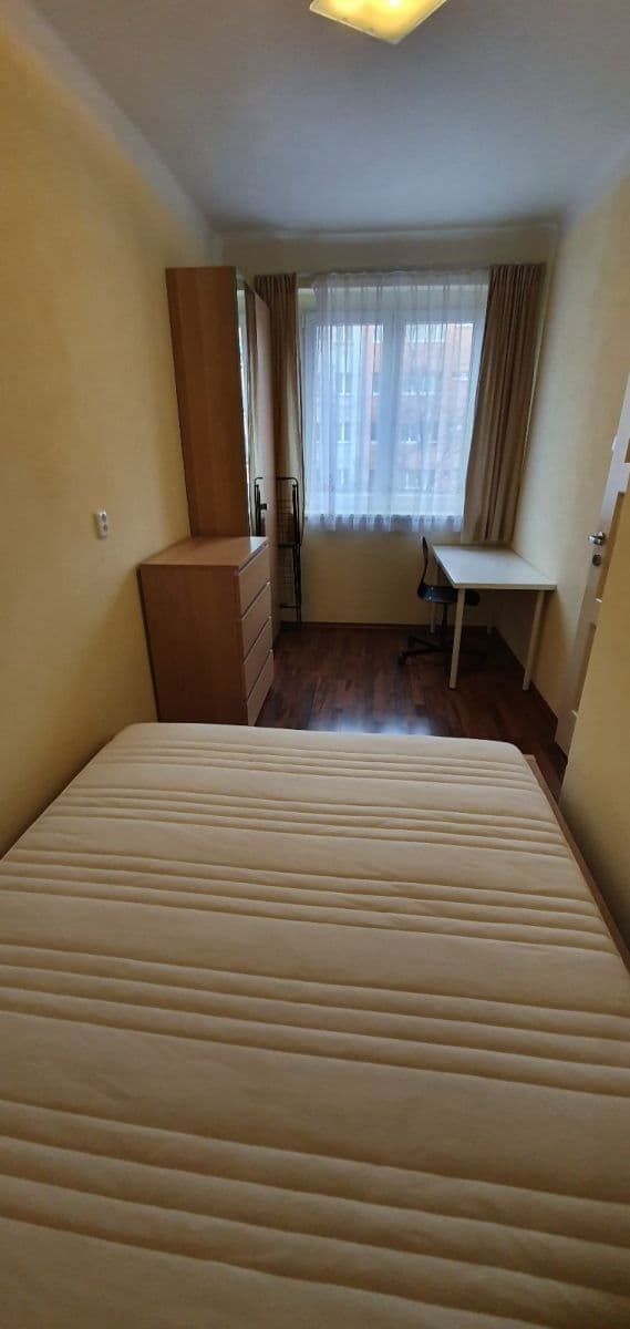 Pronájem bytu 2+kk 38 m², Humpolecká, Praha, Praha Pronájem bytu 2+kk 38 m², Humpolecká, Praha, Praha
