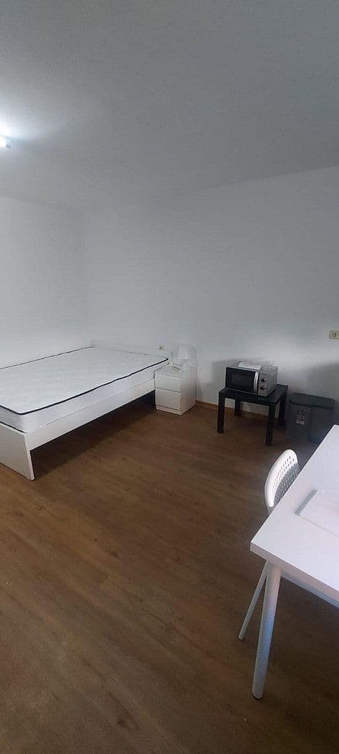 Prodej bytu 4+1 80 m², Leonberg, Bádensko-Württembersko Prodej bytu 4+1 80 m², Leonberg, Bádensko-Württembersko