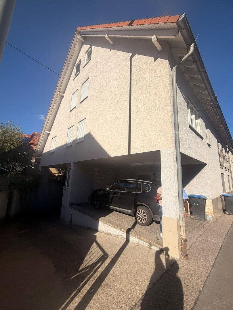 Prodej bytu 4+1 80 m², Leonberg, Bádensko-Württembersko Prodej bytu 4+1 80 m², Leonberg, Bádensko-Württembersko