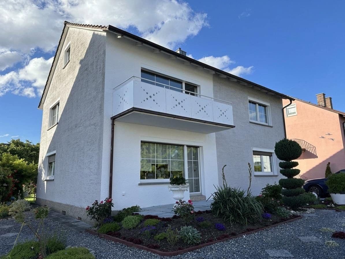 Pronájem bytu 3+1 80 m², Franz-Hegmann-Straße 14, Marktheidenfeld, Bavorsko Pronájem bytu 3+1 80 m², Franz-Hegmann-Straße 14, Marktheidenfeld, Bavorsko