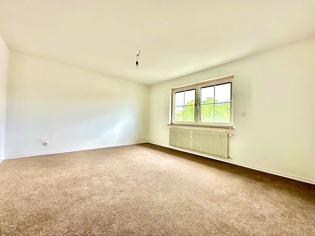 Pronájem bytu 3+1 80 m², Franz-Hegmann-Straße 14, Marktheidenfeld, Bavorsko Pronájem bytu 3+1 80 m², Franz-Hegmann-Straße 14, Marktheidenfeld, Bavorsko