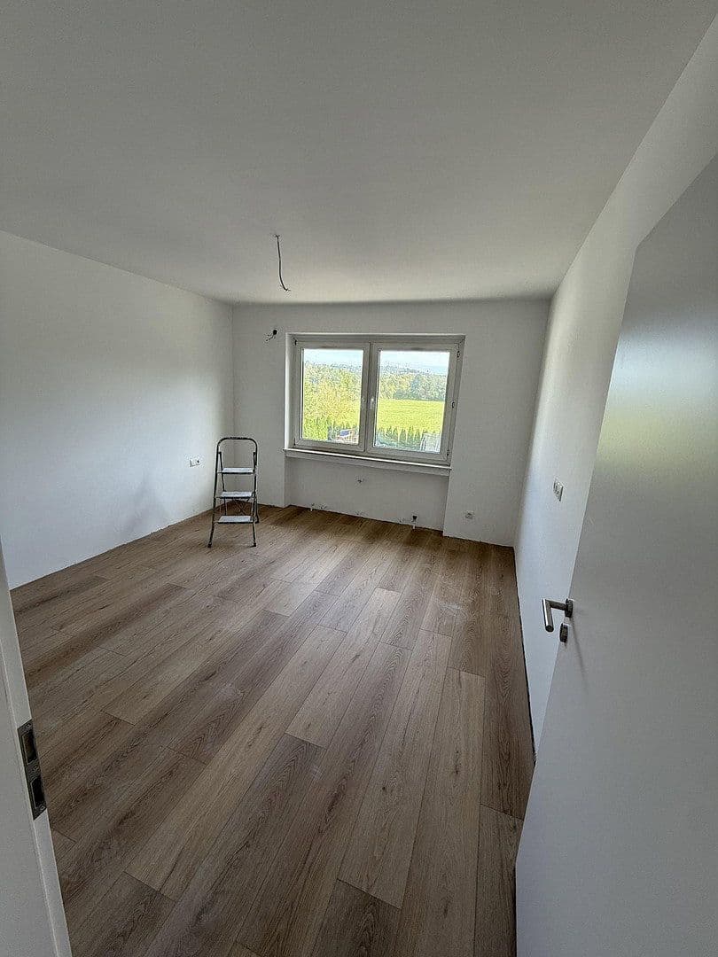 Pronájem bytu 2+1 55 m², Bendorf, Porýní-Falc Pronájem bytu 2+1 55 m², Bendorf, Porýní-Falc