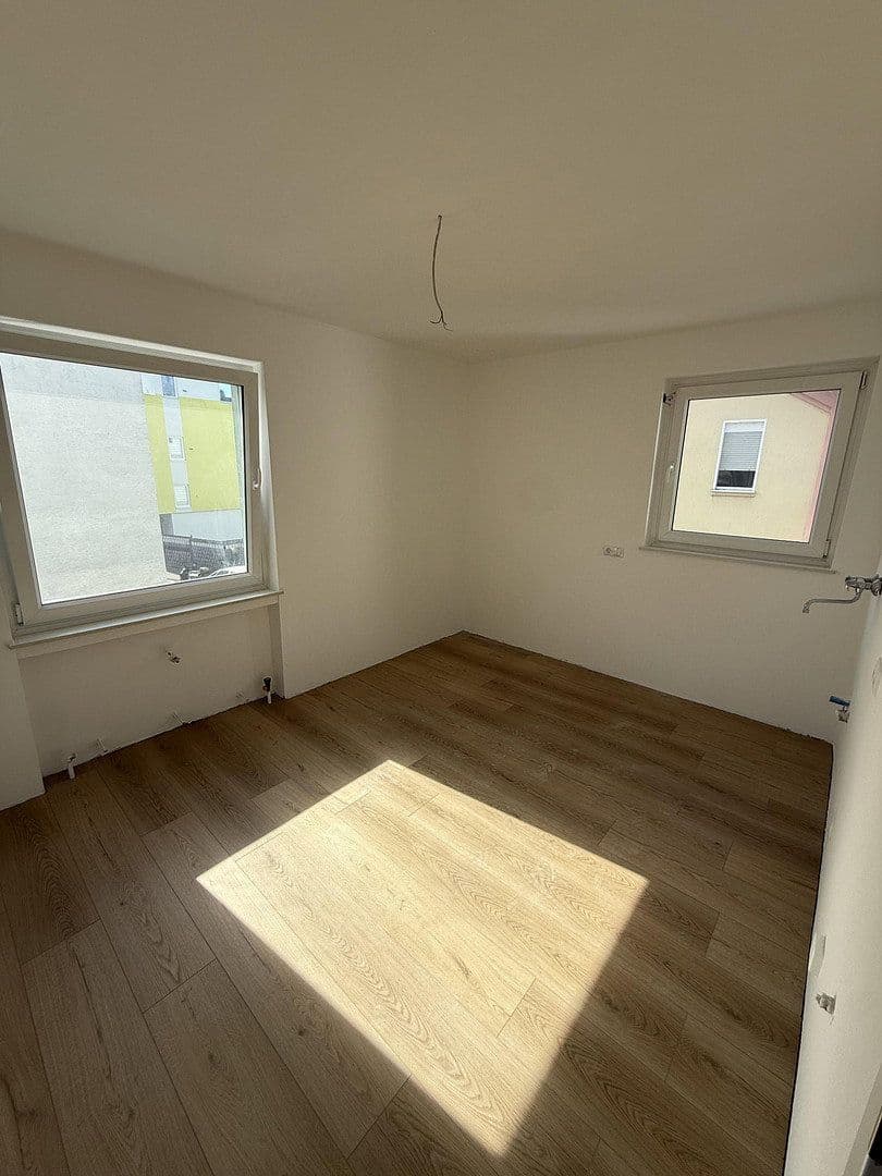 Pronájem bytu 2+1 55 m², Bendorf, Porýní-Falc Pronájem bytu 2+1 55 m², Bendorf, Porýní-Falc