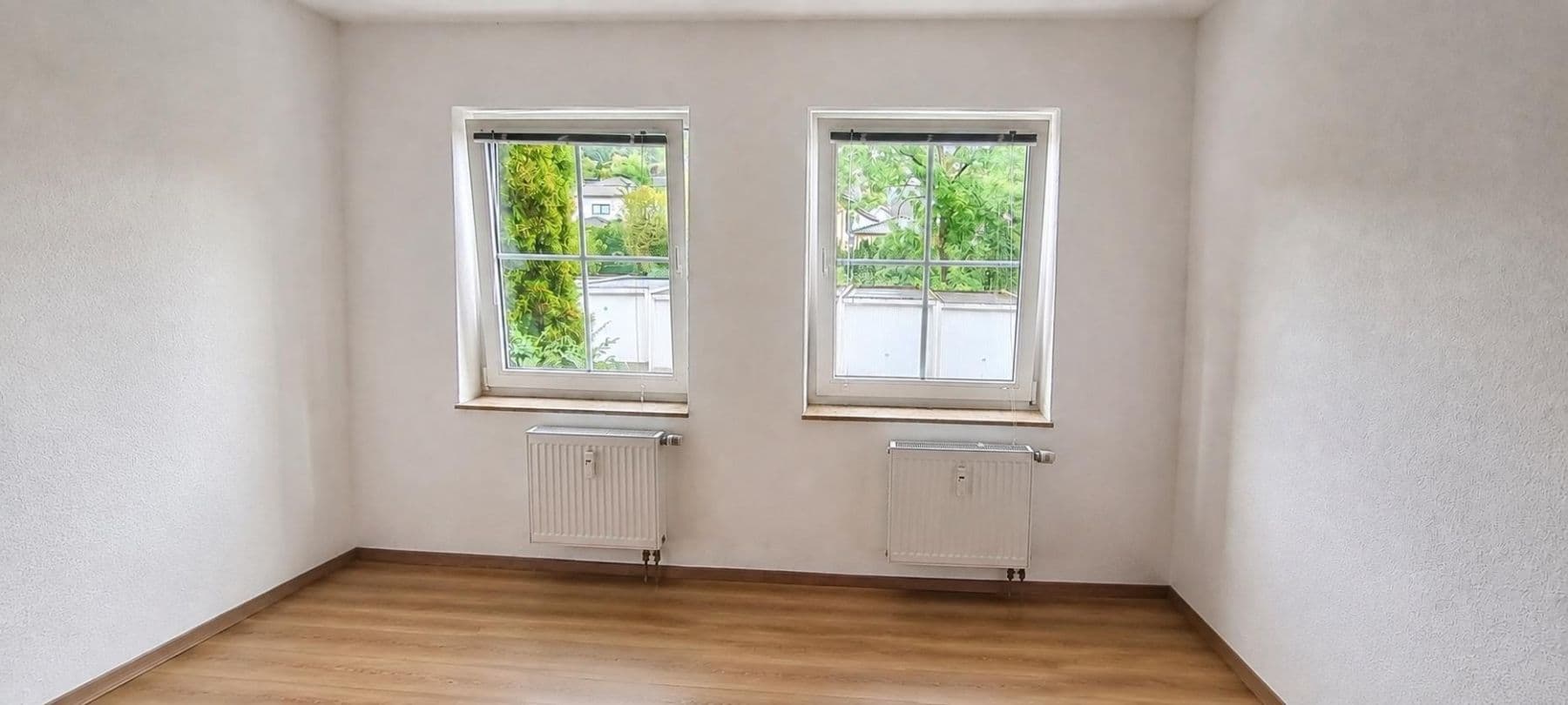 Pronájem bytu 1+1 25 m², Kronprinzenstraße 91, Netphen, Severní Porýní-Vestfálsko Pronájem bytu 1+1 25 m², Kronprinzenstraße 91, Netphen, Severní Porýní-Vestfálsko