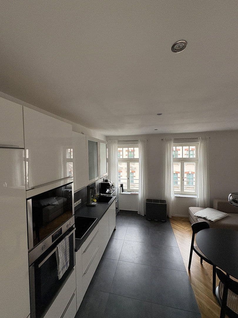 Pronájem bytu 3+1 87 m², Roßmarktstraße 9, Leipzig, Sasko Pronájem bytu 3+1 87 m², Roßmarktstraße 9, Leipzig, Sasko
