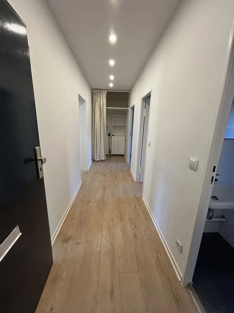 Pronájem bytu 3+1 65 m², Suderoder Straße 6, Berlin, Berlín Pronájem bytu 3+1 65 m², Suderoder Straße 6, Berlin, Berlín