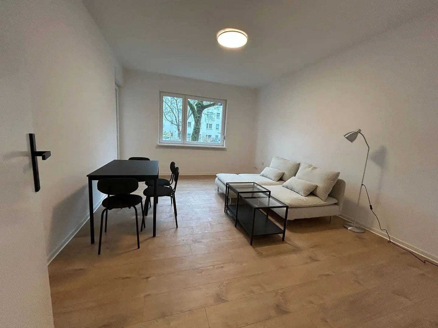 Pronájem bytu 3+1 65 m², Suderoder Straße 6, Berlin, Berlín Pronájem bytu 3+1 65 m², Suderoder Straße 6, Berlin, Berlín