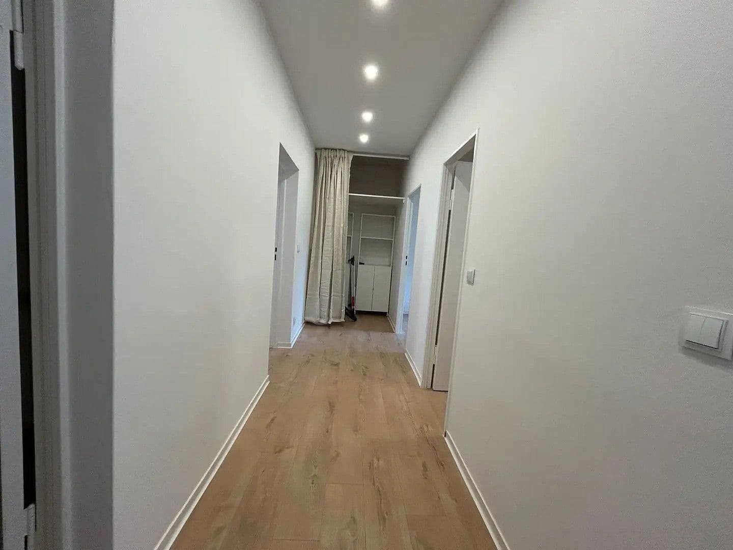 Pronájem bytu 3+1 65 m², Suderoder Straße 6, Berlin, Berlín Pronájem bytu 3+1 65 m², Suderoder Straße 6, Berlin, Berlín