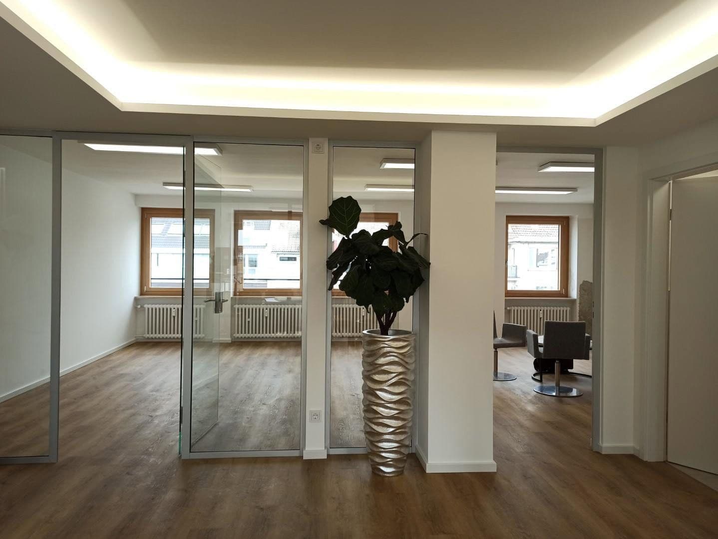Pronájem kanceláře 90 m², Am Wehrhahn 41, Düsseldorf, Severní Porýní-Vestfálsko Pronájem kanceláře 90 m², Am Wehrhahn 41, Düsseldorf, Severní Porýní-Vestfálsko