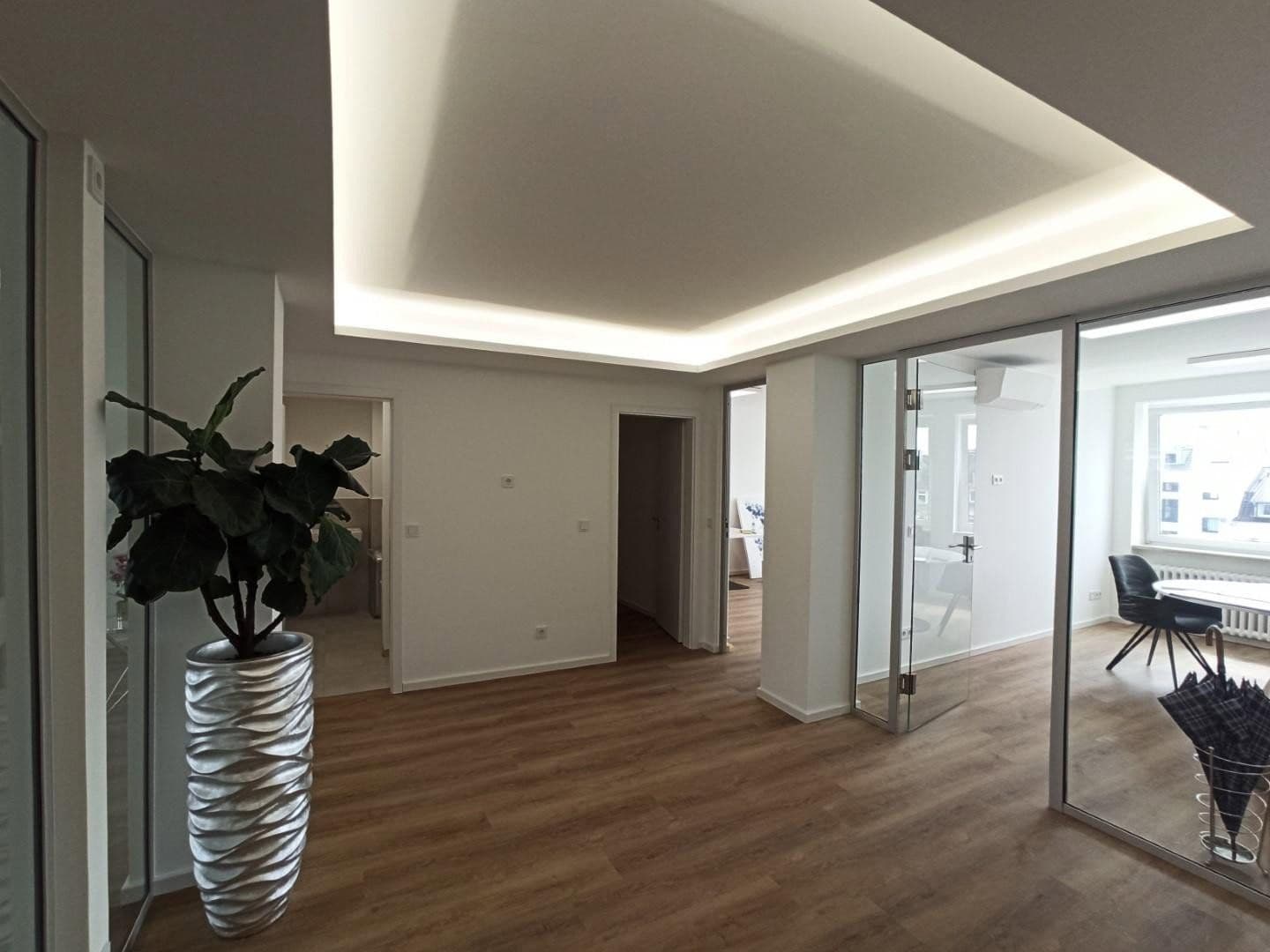 Pronájem kanceláře 90 m², Am Wehrhahn 41, Düsseldorf, Severní Porýní-Vestfálsko Pronájem kanceláře 90 m², Am Wehrhahn 41, Düsseldorf, Severní Porýní-Vestfálsko