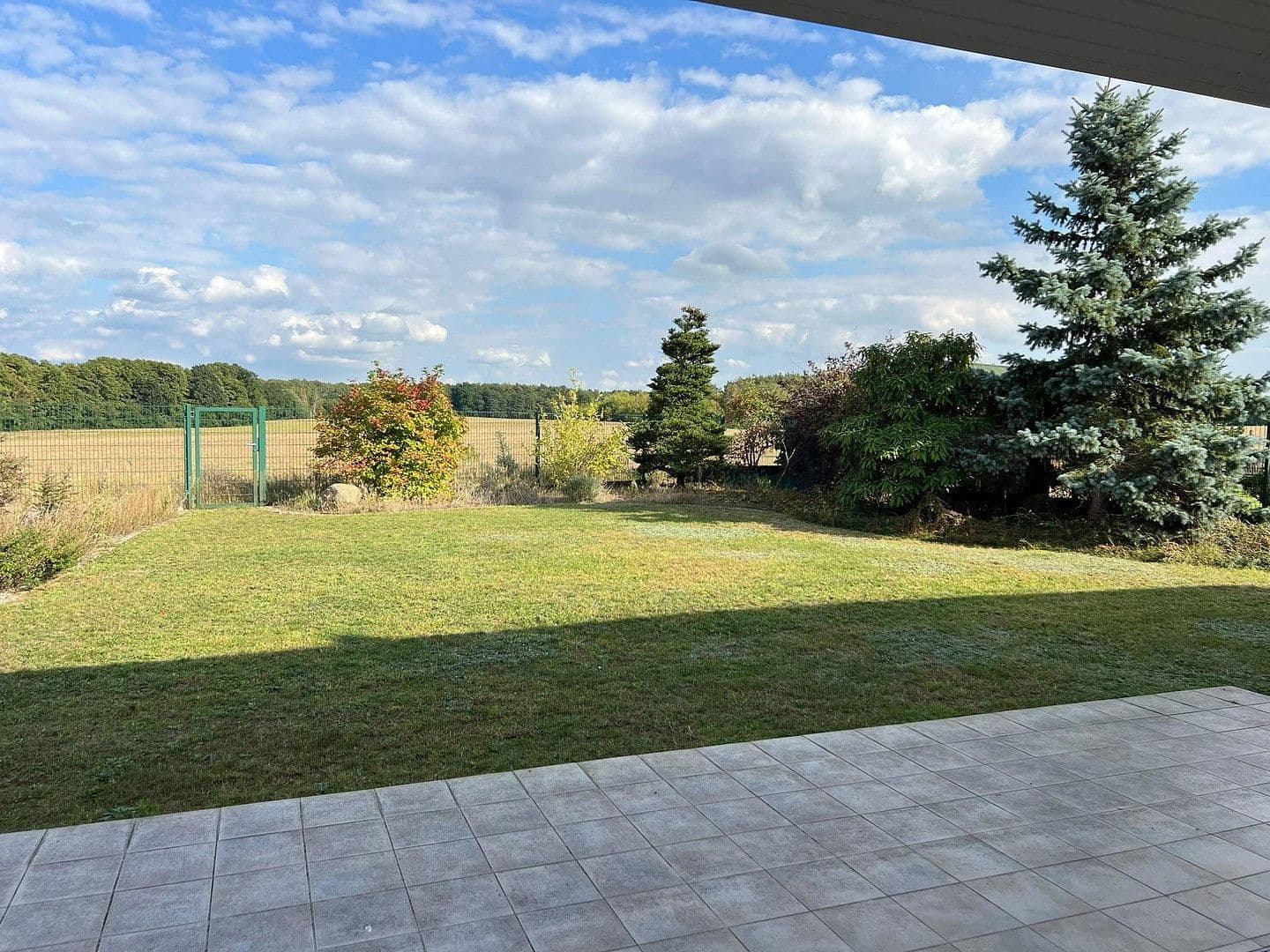 Prodej domu 240 m², pozemek 1.283 m², Ulmenstraße 24, Wandlitz, Braniborsko Prodej domu 240 m², pozemek 1.283 m², Ulmenstraße 24, Wandlitz, Braniborsko