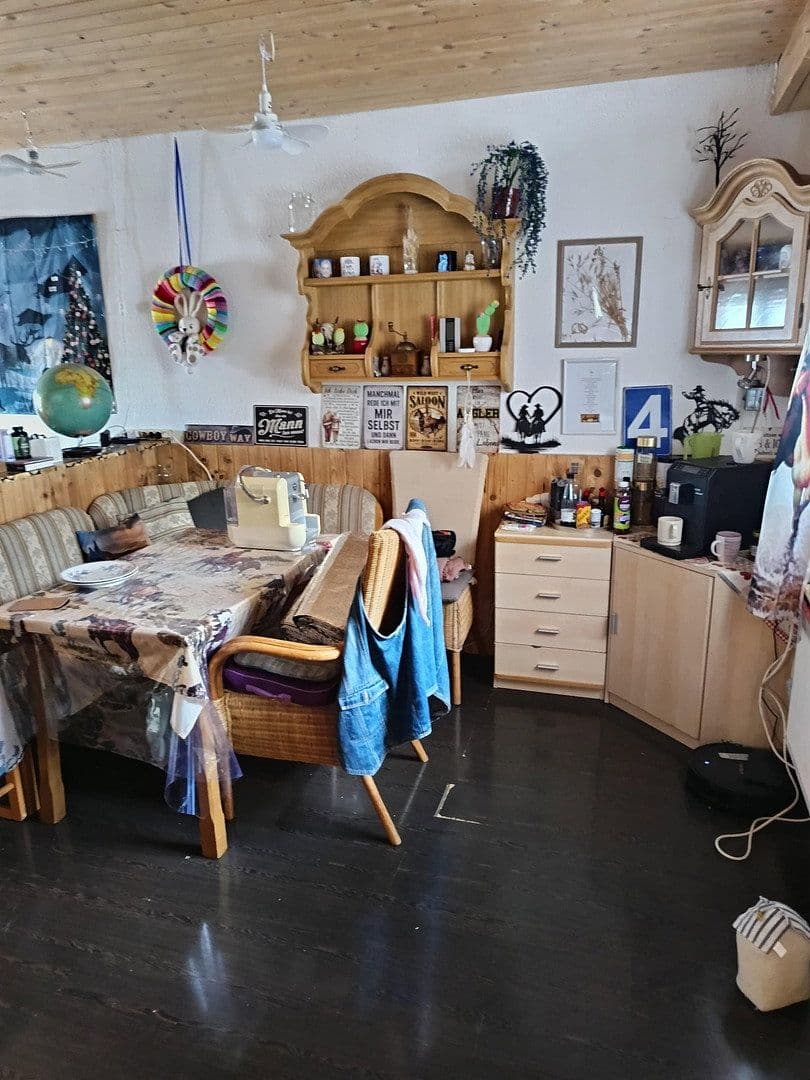 Prodej domu 120 m², pozemek 390 m², Ringstraße 4, Herren-Sulzbach, Porýní-Falc Prodej domu 120 m², pozemek 390 m², Ringstraße 4, Herren-Sulzbach, Porýní-Falc