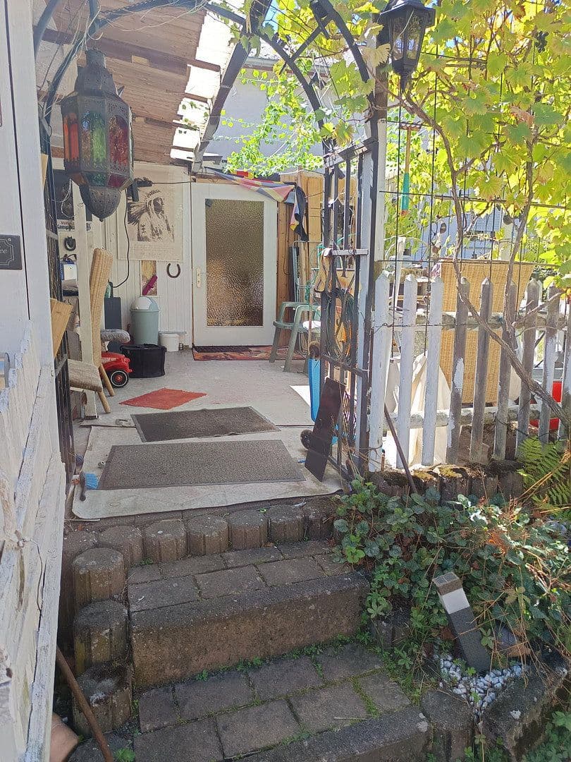 Prodej domu 120 m², pozemek 390 m², Ringstraße 4, Herren-Sulzbach, Porýní-Falc Prodej domu 120 m², pozemek 390 m², Ringstraße 4, Herren-Sulzbach, Porýní-Falc