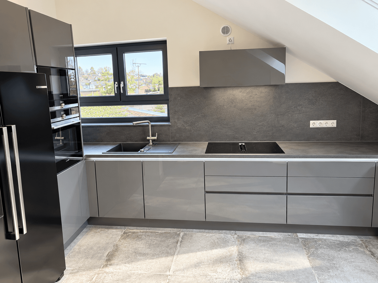 Prodej bytu 4+1 141 m², Wiesloch, Bádensko-Württembersko Prodej bytu 4+1 141 m², Wiesloch, Bádensko-Württembersko