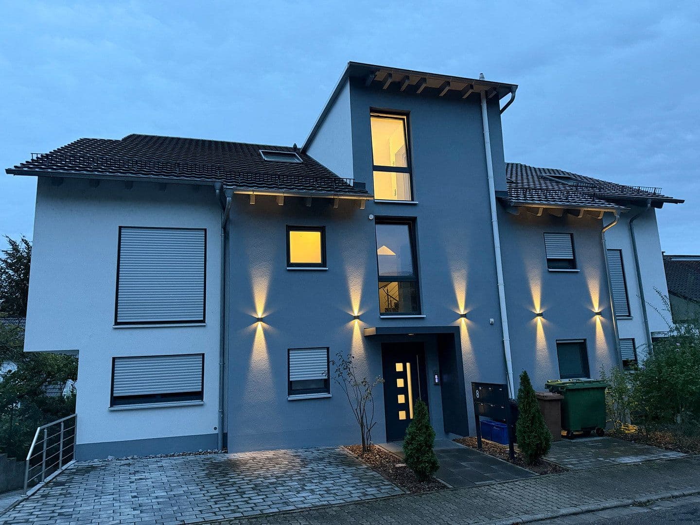 Prodej bytu 4+1 141 m², Wiesloch, Bádensko-Württembersko Prodej bytu 4+1 141 m², Wiesloch, Bádensko-Württembersko