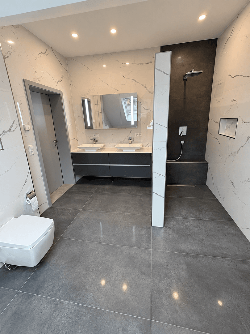 Prodej bytu 4+1 141 m², Wiesloch, Bádensko-Württembersko Prodej bytu 4+1 141 m², Wiesloch, Bádensko-Württembersko