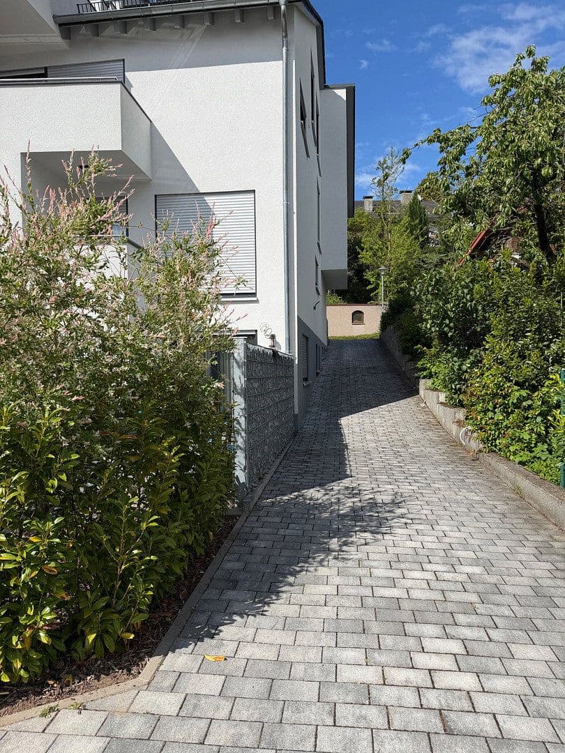 Prodej bytu 4+1 141 m², Wiesloch, Bádensko-Württembersko Prodej bytu 4+1 141 m², Wiesloch, Bádensko-Württembersko