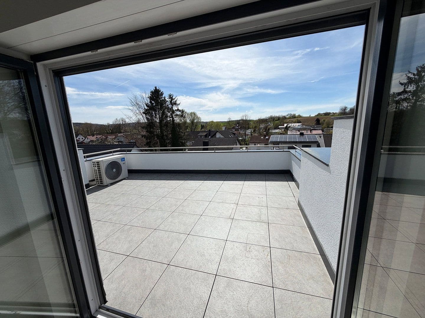 Prodej bytu 4+1 141 m², Wiesloch, Bádensko-Württembersko Prodej bytu 4+1 141 m², Wiesloch, Bádensko-Württembersko