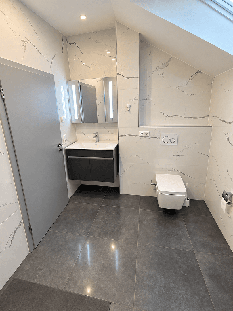Prodej bytu 4+1 141 m², Wiesloch, Bádensko-Württembersko Prodej bytu 4+1 141 m², Wiesloch, Bádensko-Württembersko