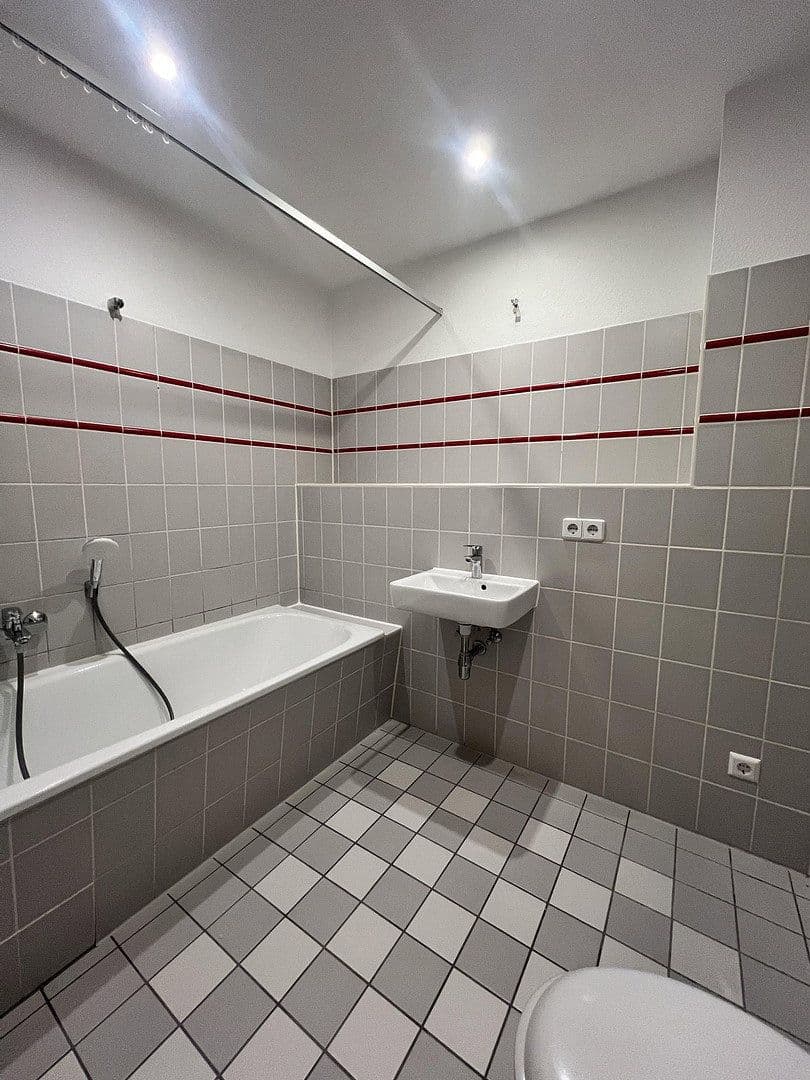 Pronájem bytu 2+1 72 m², Dimpfelstraße 47, Leipzig, Sasko Pronájem bytu 2+1 72 m², Dimpfelstraße 47, Leipzig, Sasko